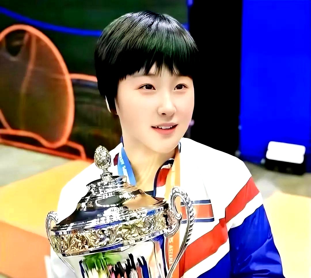 大坂直美重返赛场，重返赛场首场状态出色，德国队观众沸腾！