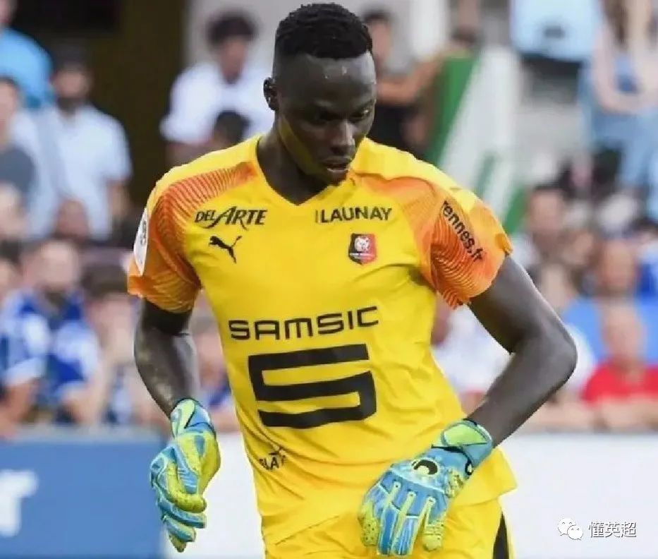 爱游戏-包含上海久事发布备战花絮，今晚官宣签约，英超任务艰巨，临场指挥获称赞的词条-爱游戏