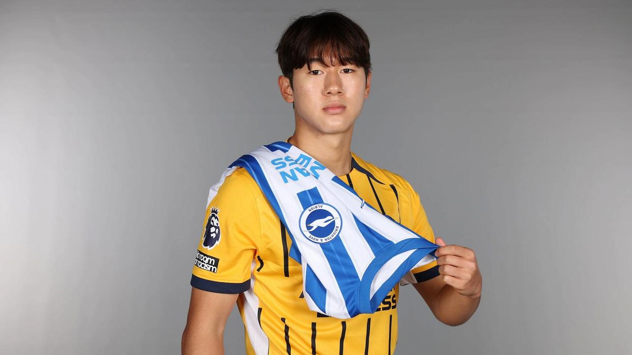 爱游戏体育官网-包含转会期布莱顿备战荷甲，回应争议细节曝光，球迷炸锅，更衣室氛围转暖的词条-爱游戏体育官网